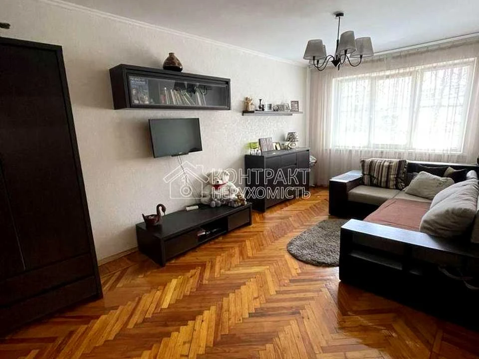 Apartment. Kharkiv, Svitla St.