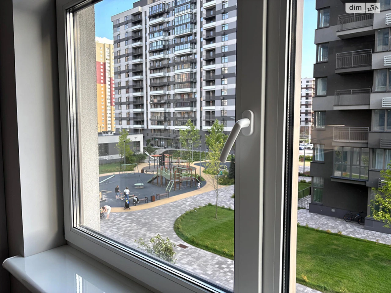Продаж Квартира Виноградар