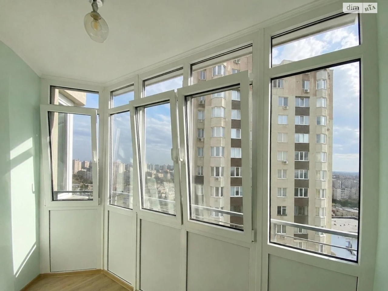 Продажа квартиры Деснянский.