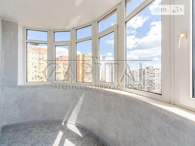 Sale of 4-room apartment 150 sq. m on Oleksandra Myshugy 2 • I