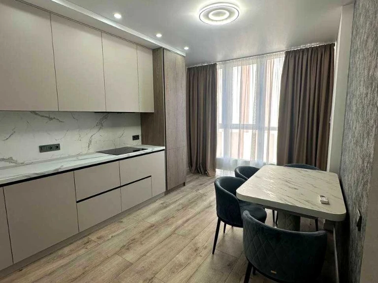 Квартира. Одесса, Прохоровская ул., 40 к