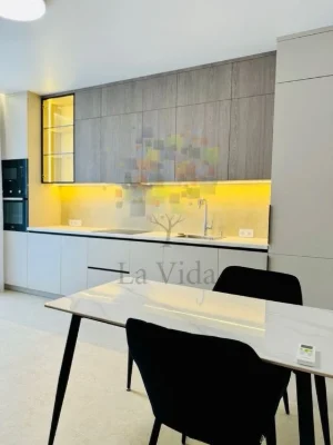 Продаж 1к квартири з ремонтом/ ЖК Кристал/ Crystal/47 м2/Тер