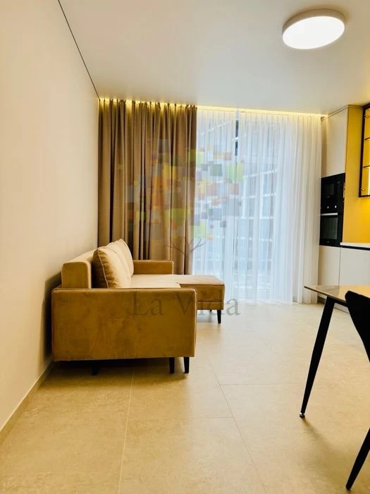 Продаж 1к квартири з ремонтом/ ЖК Кристал/ Crystal/47 м2/Тер