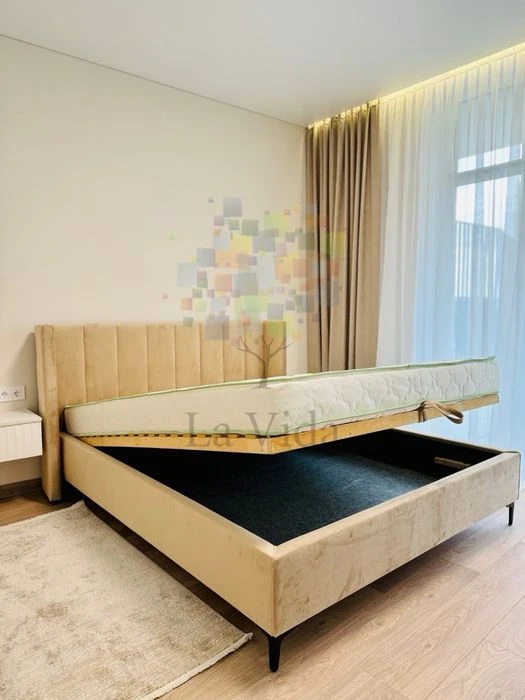 Продаж 1к квартири з ремонтом/ ЖК Кристал/ Crystal/47 м2/Тер