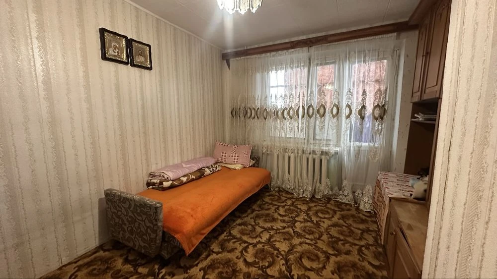 Продаж малосімейки на Вітрука 55