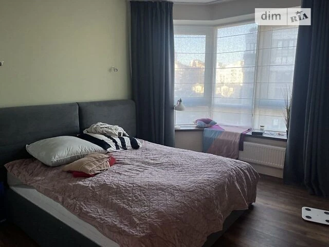 Sale of 2-room apartment 75.7 sq. m. on Zolotoustivska Street 25 • I
