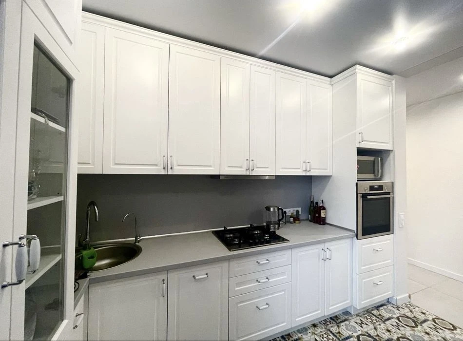 For sale 3-room apartment, Center, Chaykovsky St., isRenovation