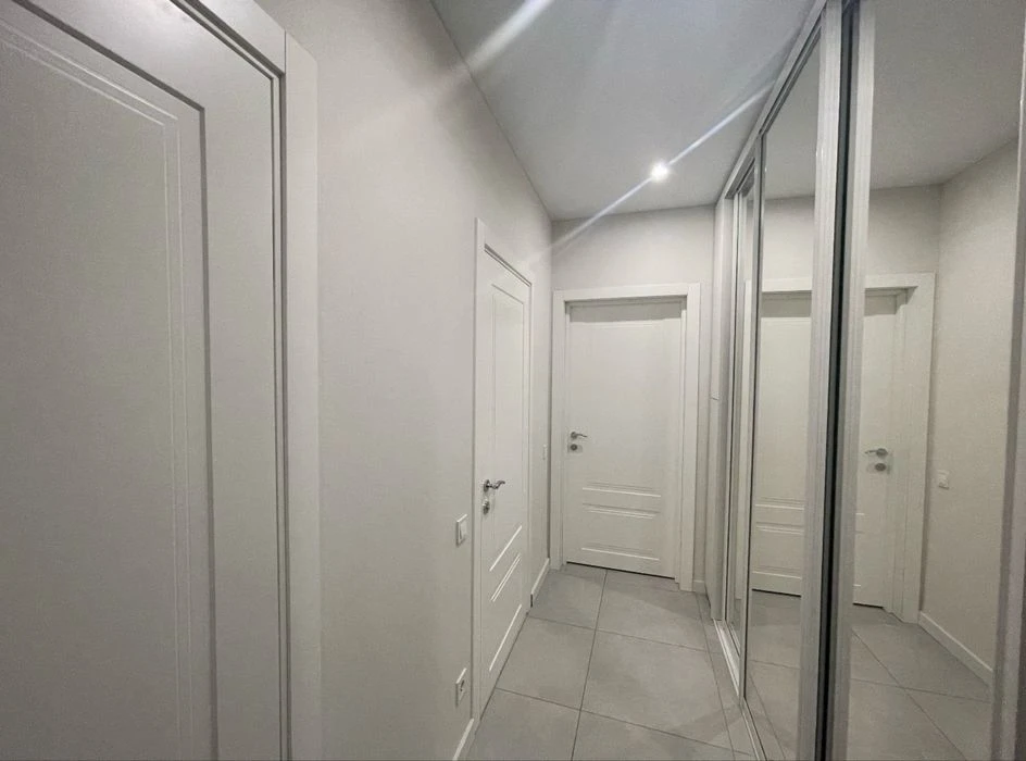 For sale 3-room apartment, Center, Chaykovsky St., isRenovation