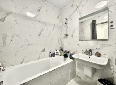 For sale 3-room apartment, Center, Chaykovsky St., isRenovation