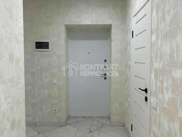 Apartment. Kharkiv, Dragomanova St.