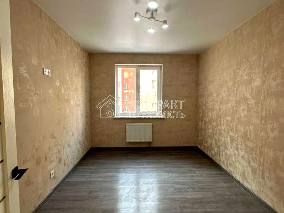 Apartment. Kharkiv, Dragomanova St.