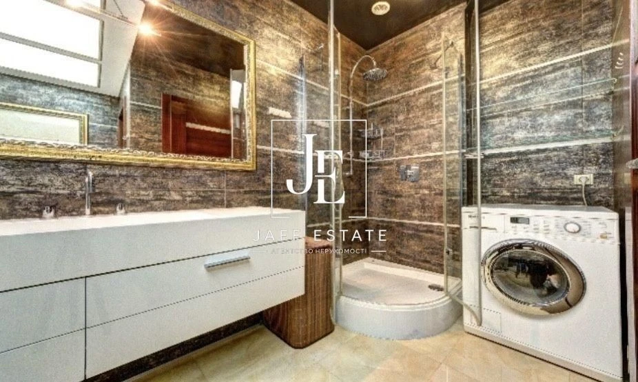 Sale of a 2-room apartment in a residential complex at 35 Verkhovinna Street | Zh