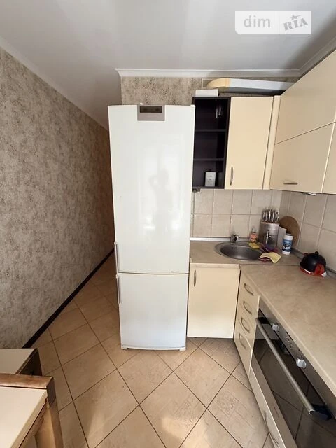 For sale 2-room apartment 45.7 sq. m. on Bakynska Street 37 • ID 3457