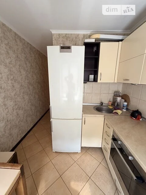 For sale 2-room apartment 45.7 sq. m. on Bakynska Street 37 • ID 3457