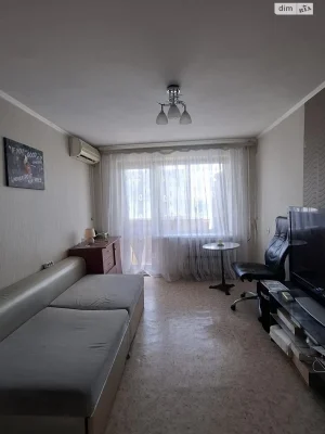 Продажа квартиры Тополь-3.