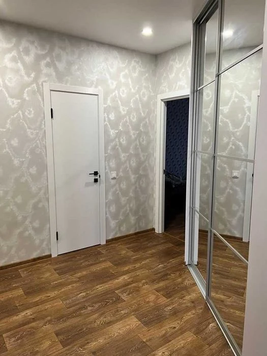 Продаж 2 кім квартири 72 м2 Індив опал Новобуд Розсошенці №1