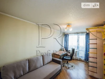 Sale of 2-room apartment 70.8 sq. m. on Bereznyakivska st. 30 • ID