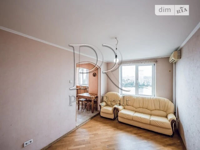 Sale of 2-room apartment 70.8 sq. m. on Bereznyakivska st. 30 • ID