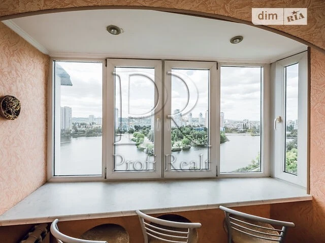 Sale of 2-room apartment 70.8 sq. m. on Bereznyakivska st. 30 • ID