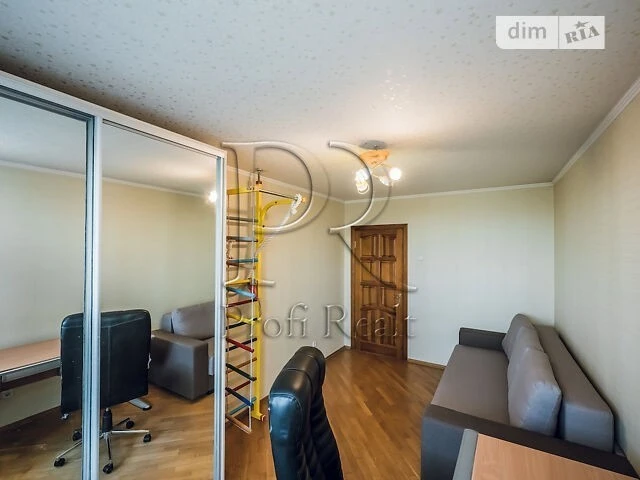 Sale of 2-room apartment 70.8 sq. m. on Bereznyakivska st. 30 • ID