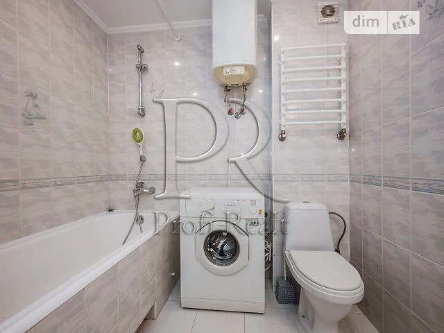 Sale of 2-room apartment 70.8 sq. m. on Bereznyakivska st. 30 • ID