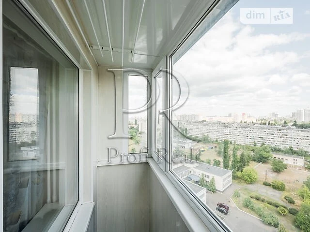 Sale of 2-room apartment 70.8 sq. m. on Bereznyakivska st. 30 • ID