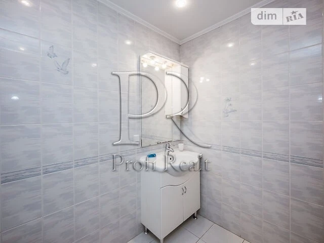 Sale of 2-room apartment 70.8 sq. m. on Bereznyakivska st. 30 • ID