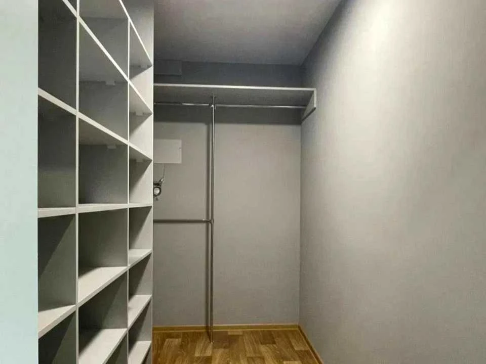 Apartment. Kharkiv, Heroiv Kharkova Ave. (Moskovskiy)