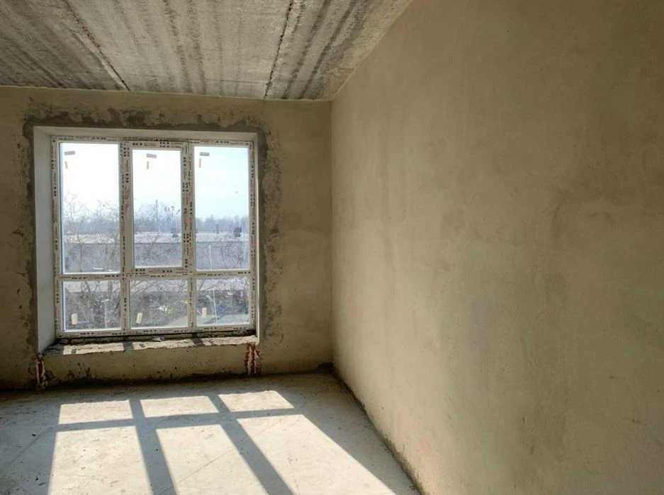 Affordable one-room apartment in a new building