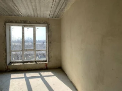 Affordable one-room apartment in a new building
