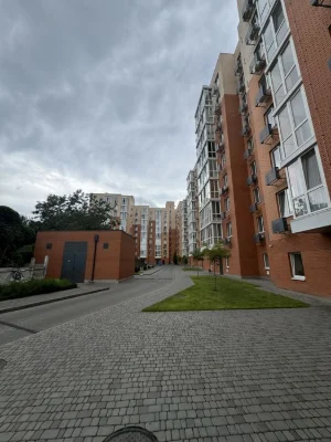 Продам 2-х ком с ремонтом в ЖК Уютный Победе-3