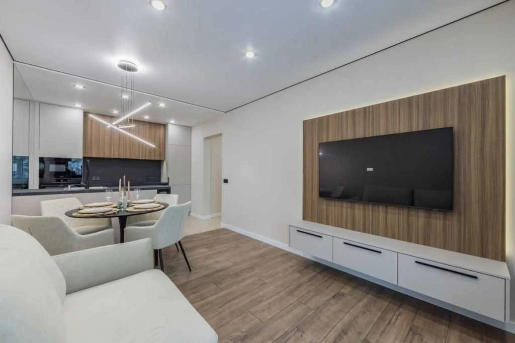 Sale of a 2-room apartment of 60 m², Mykhailo Maksymovych str.