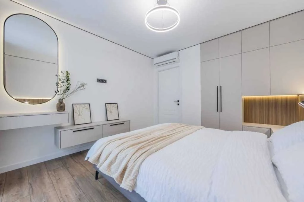 Sale of a 2-room apartment of 60 m², Mykhailo Maksymovych str.