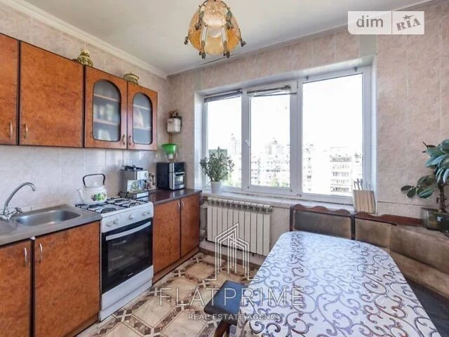 Продажа 3к квартиры 69 кв. м по ул. Приречная 5 • ID 34728947