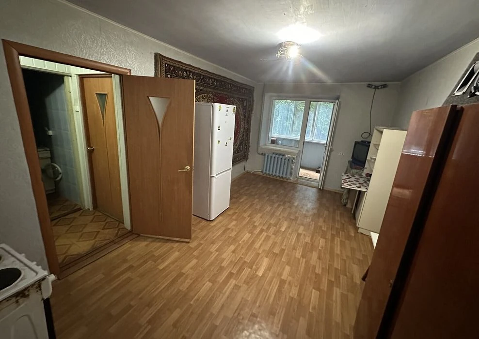 ТОРГ! Кімната в гуртожитку, доступні умови є лічильники 4024