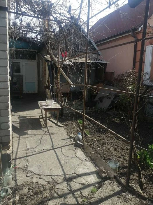 Продам 1/2  будинку. Обмін