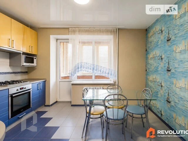 Sale of 3-room apartment 82.7 sq. m. on Kharkovska Street 46 • ID 346