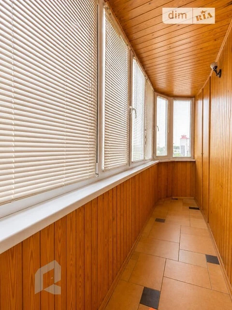 Sale of 3-room apartment 82.7 sq. m. on Kharkovska Street 46 • ID 346