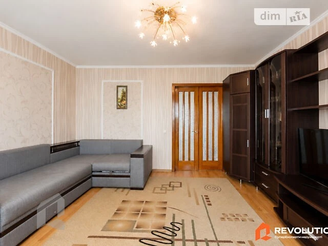 Sale of 3-room apartment 82.7 sq. m. on Kharkovska Street 46 • ID 346