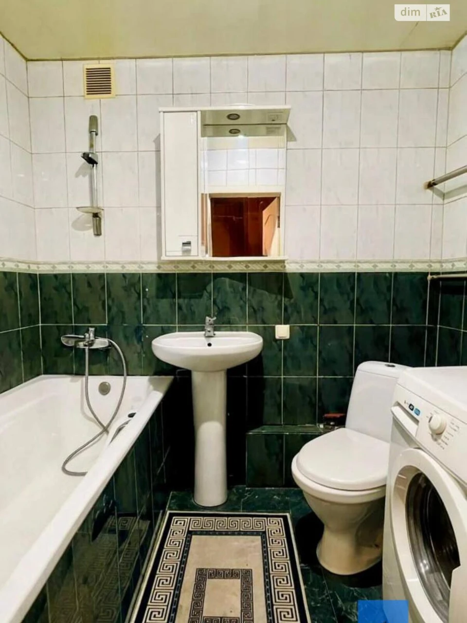 Продажа квартиры Титова.