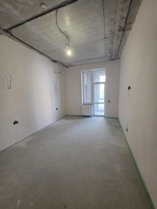 Spacious 2-bedroom apartment for sale, ready to move in, Pavlo residential complex
