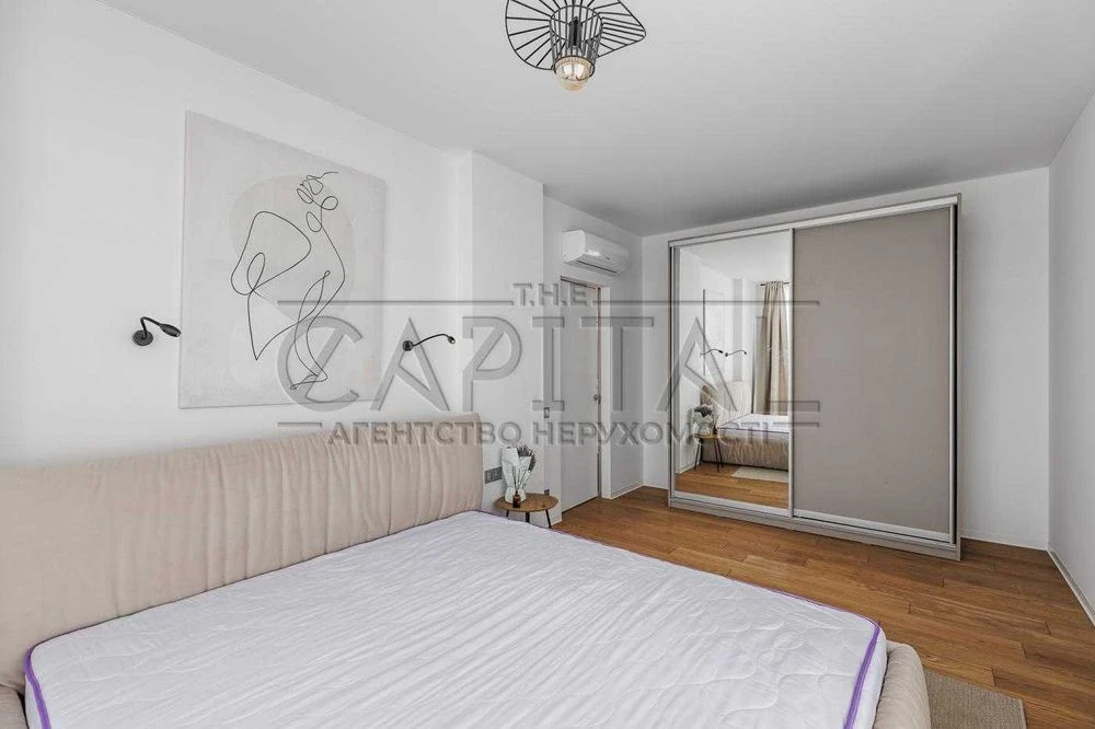 FOR SALE 2-room apartment Center Naberezhno-Rybalskaya
