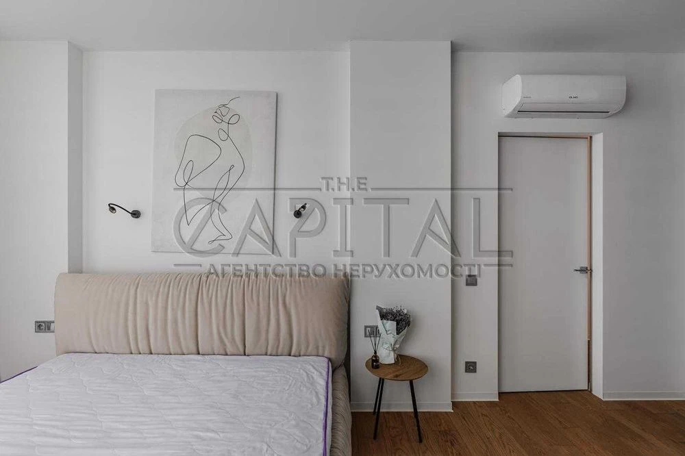 FOR SALE 2-room apartment Center Naberezhno-Rybalskaya