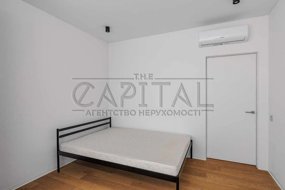 FOR SALE 2-room apartment Center Naberezhno-Rybalskaya