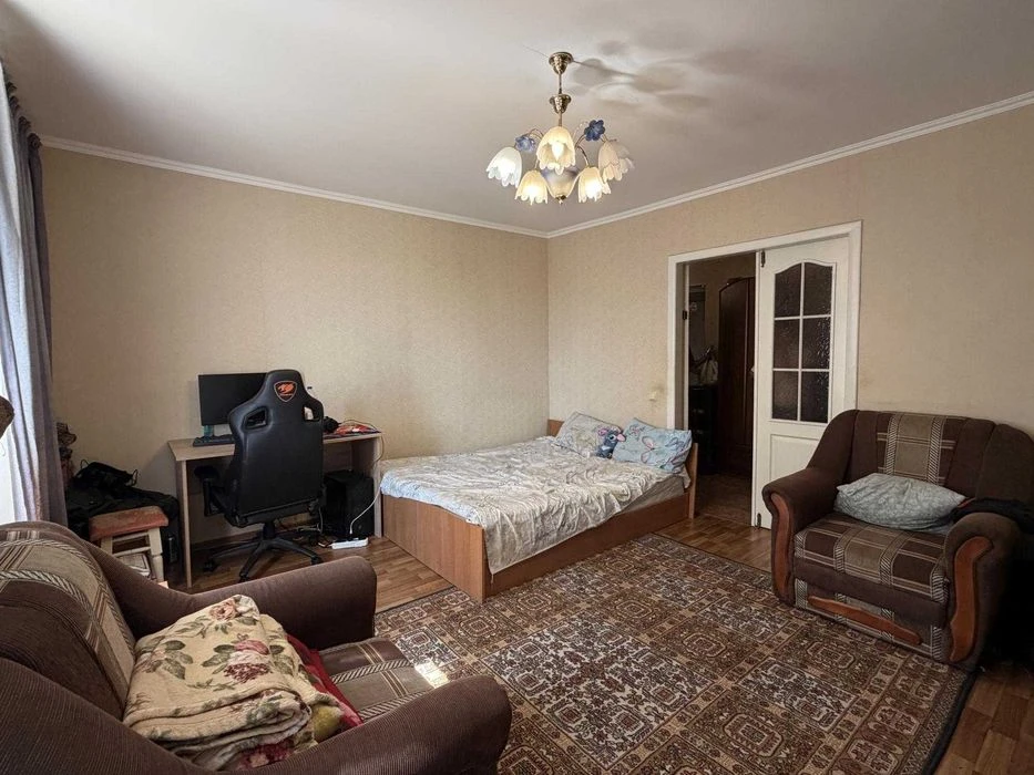 Продам 2-к квартиру в чешке, 7/9 эт, на Героев Пограничник