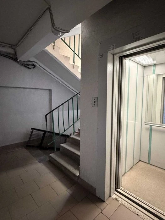 Продам 2-к квартиру в чешке, 7/9 эт, на Героев Пограничник