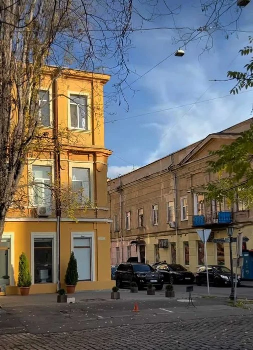 Продам 3-х комн. квартиру в самом Центре.