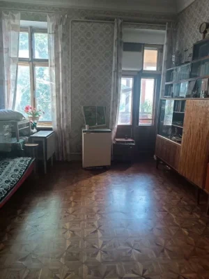 Продам 3-х комн. квартиру в самом Центре.