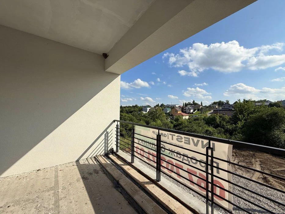 Продаж будинку біля озера | 180м2 | 6 соток