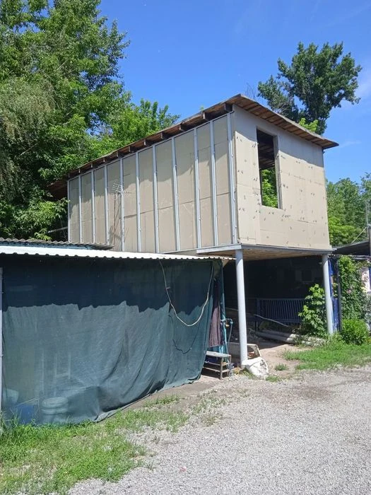 Dacha for sale, box on the boat pier